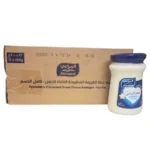 عبوة جبنة المراعي المطبوخة بوزن 200 جرام، تظهر القوام الكريمي الناعم المثالي للسندوتشات والوجبات اليومية الخفيفة.