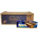 صورة لكرتون شوكولاتة بيكاديلي روكستا (Roxta) يحتوي على 12 عبوة، مع إظهار شكل قطعة الشوكولاتة والويفر المقرمش بالكراميل والمكسرات.